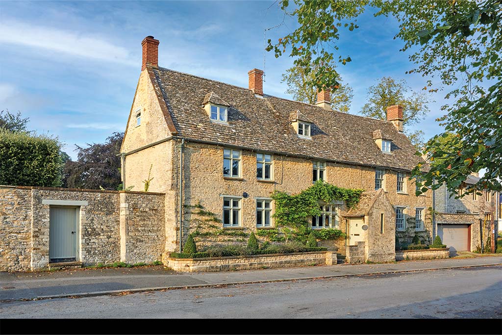 town and country property: The Hermitage, Oxfordshire, £2.5m